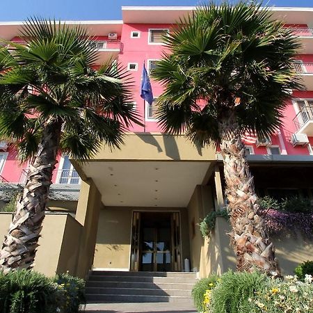 Hotel Carosello ปอนเตกัญญาโน ภายนอก รูปภาพ