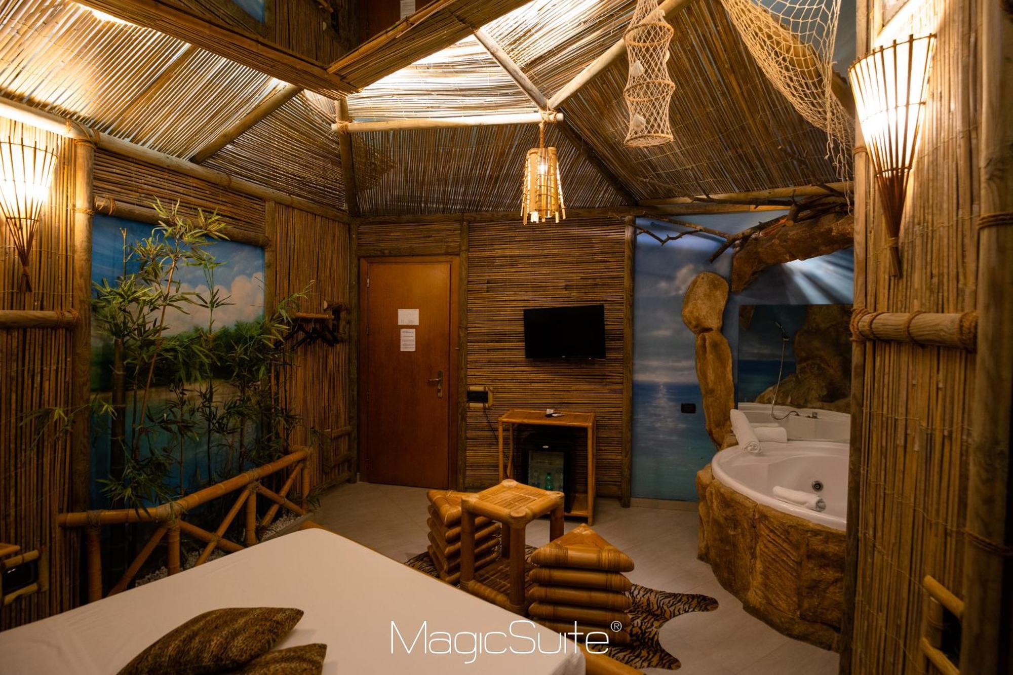Hotel Carosello ปอนเตกัญญาโน ภายนอก รูปภาพ